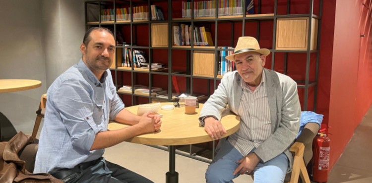 FLSTNL YNETMEN MASHARAW HALA YAIYORUZ, HALA FLM YAPIYORUZ